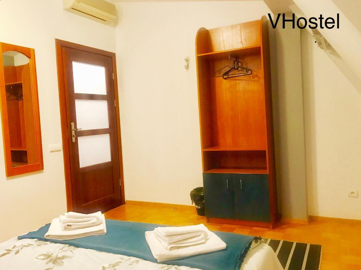 V Hostel Warsaw Exterior photo
